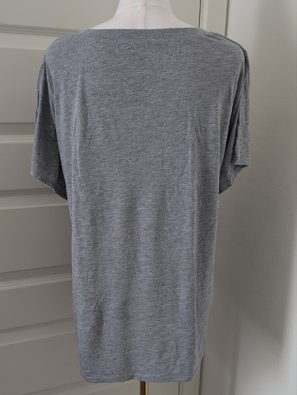 DISNEY Mickey Mouse Graphic Tee V Neck Gray Plus Size 3X - Picture 3 of 7